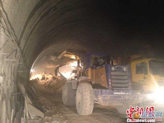   810գFʡʯhһڽٹ·l̮yӋ13˱ԮM